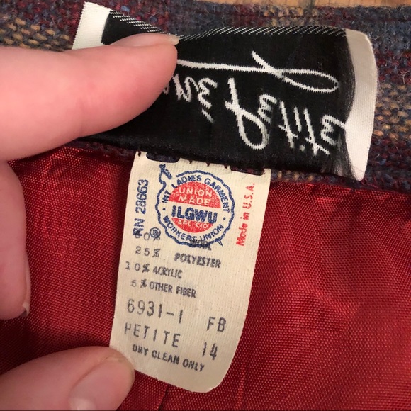 sold 🐻 70s high waisted plaid pants - Picture 7 of 7